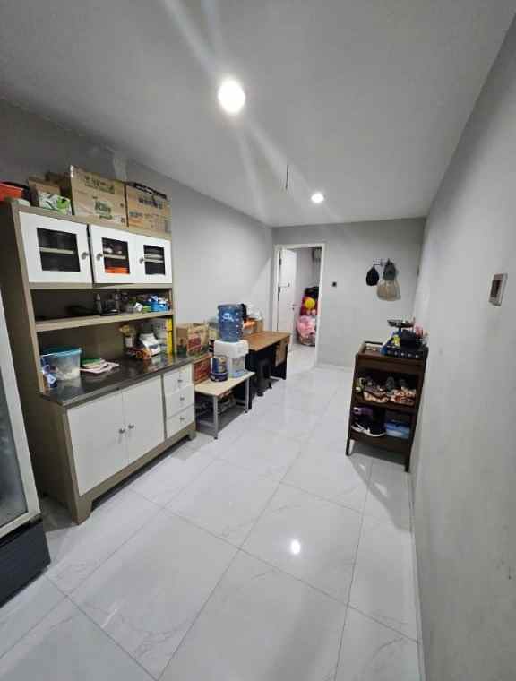 dijual rumah cantik minimalis di perumahan sunter