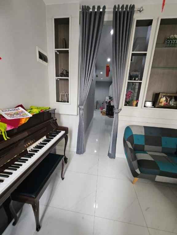 dijual rumah cantik minimalis di perumahan sunter
