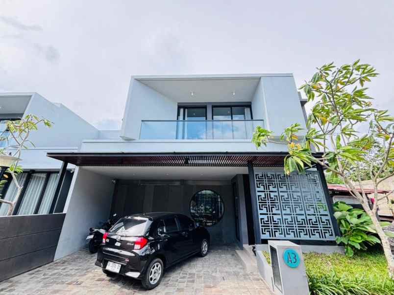 dijual rumah cebongan