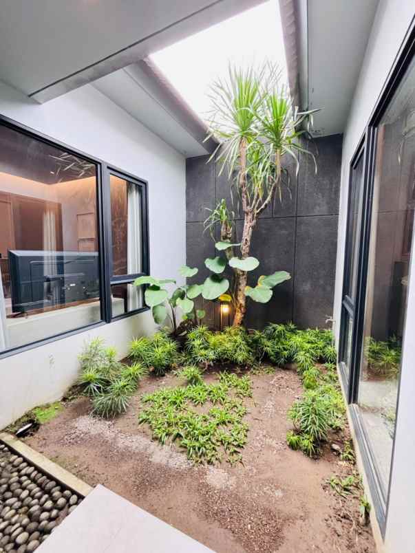 dijual rumah cebongan