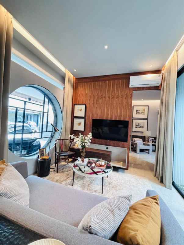 dijual rumah cebongan