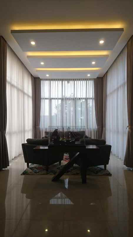 dijual rumah ceger cipayung tropis modern minimalis