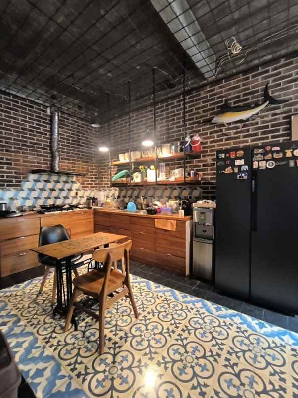 dijual rumah cempaka baru kemayaron