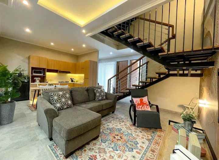 dijual rumah cigadung