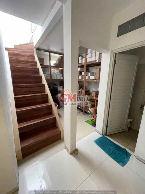 dijual rumah cihampelas