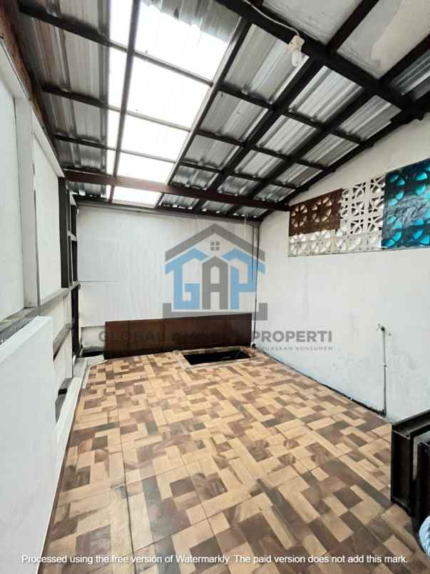 dijual rumah cihanjuang