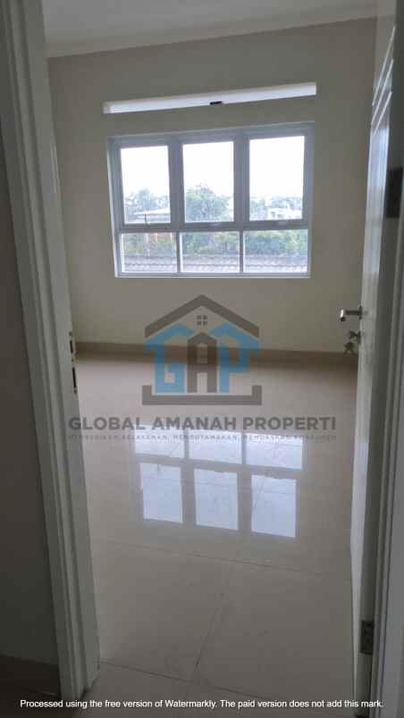 dijual rumah cihanjuang
