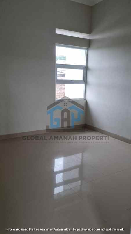 dijual rumah cihanjuang