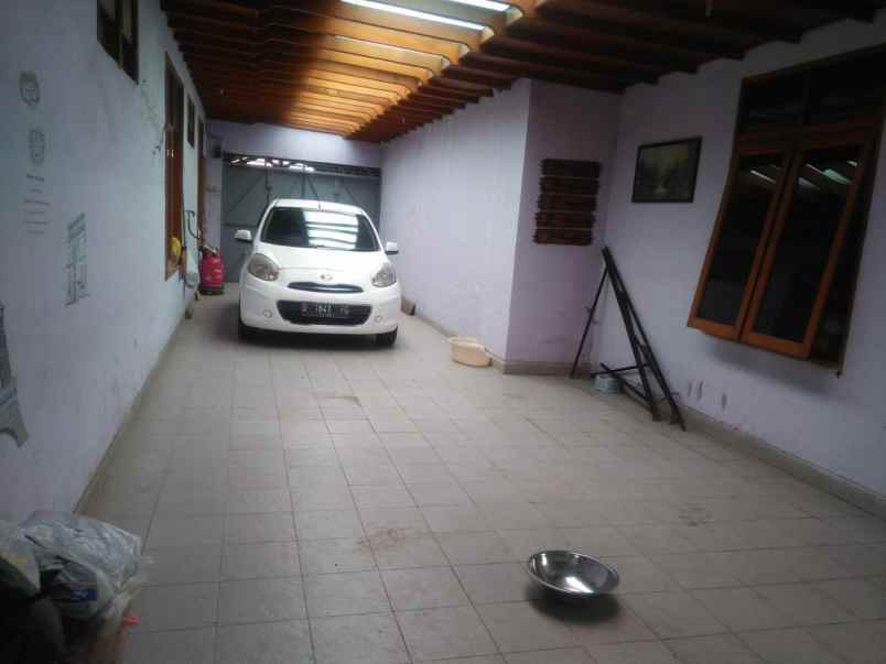 dijual rumah cijagra