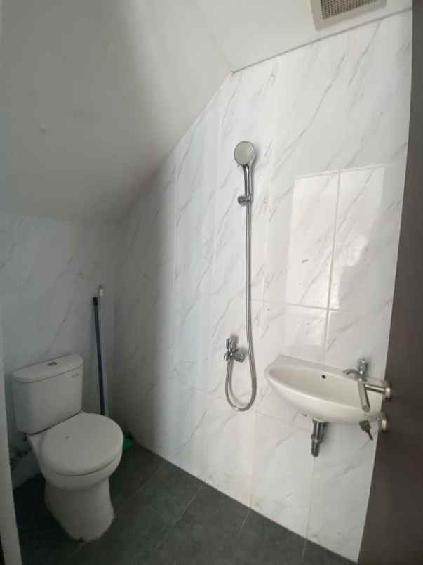 dijual rumah cijujug sukaraja bogor