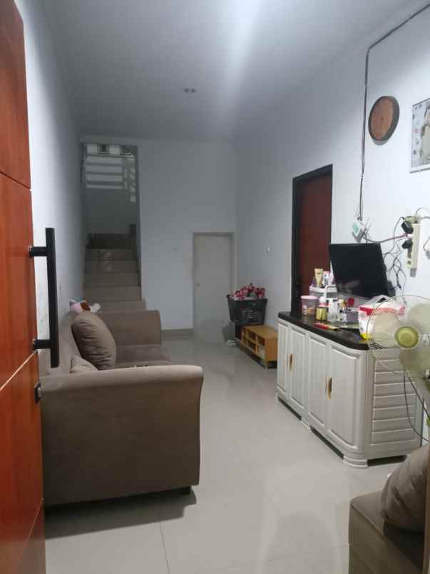 dijual rumah cikeas gunung putri bogor