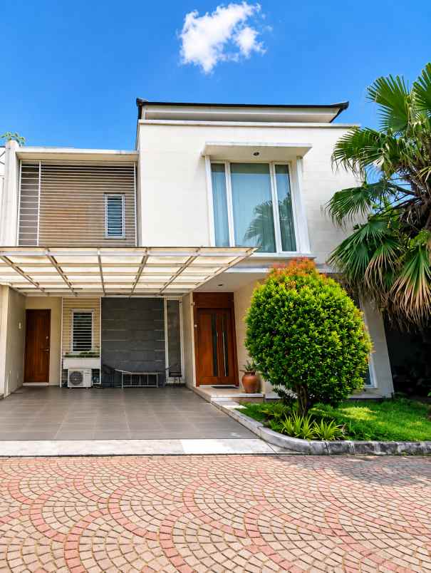 dijual rumah cilandak
