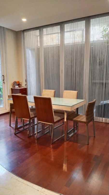 dijual rumah cilandak