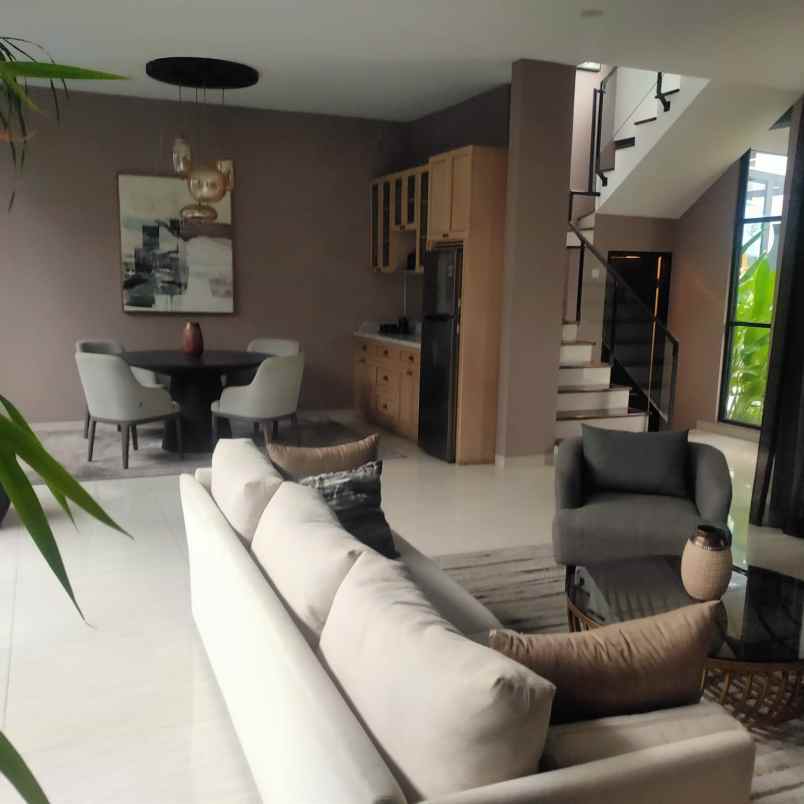 dijual rumah cilandak timur