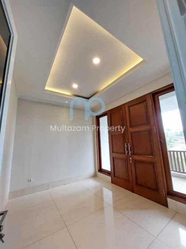 dijual rumah cilandak timur jakarta selatan