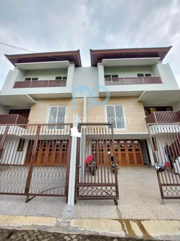 dijual rumah cilandak timur jakarta selatan