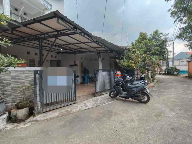 dijual rumah cilangkap depok