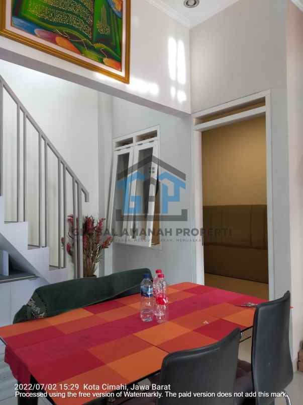 dijual rumah cipageran