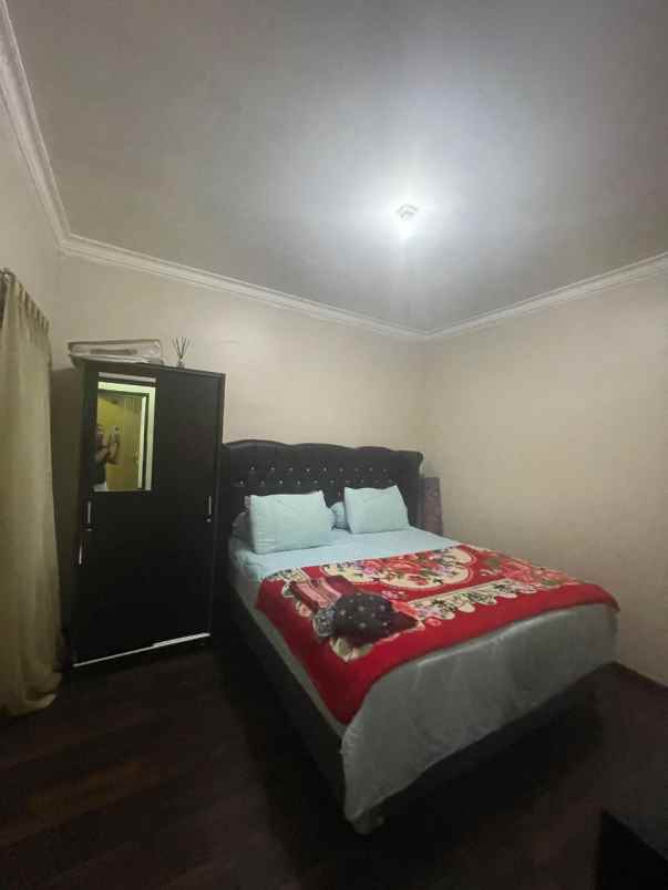 dijual rumah cipageran asri