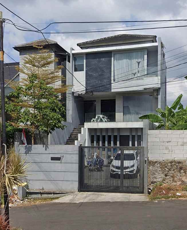 dijual rumah cipaku indah