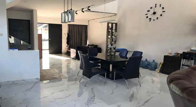 dijual rumah cipaku indah