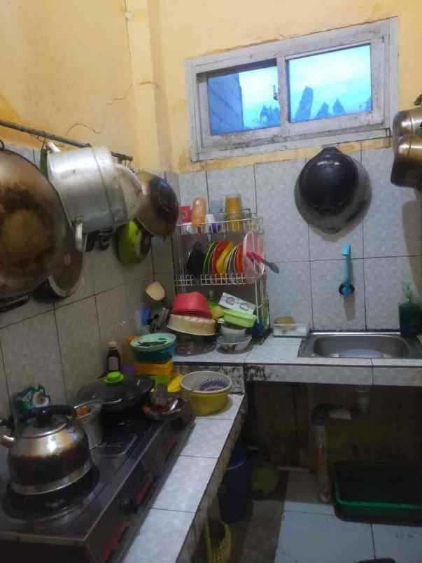 dijual rumah cipayung depok