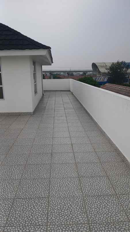 dijual rumah cipayung jaktim