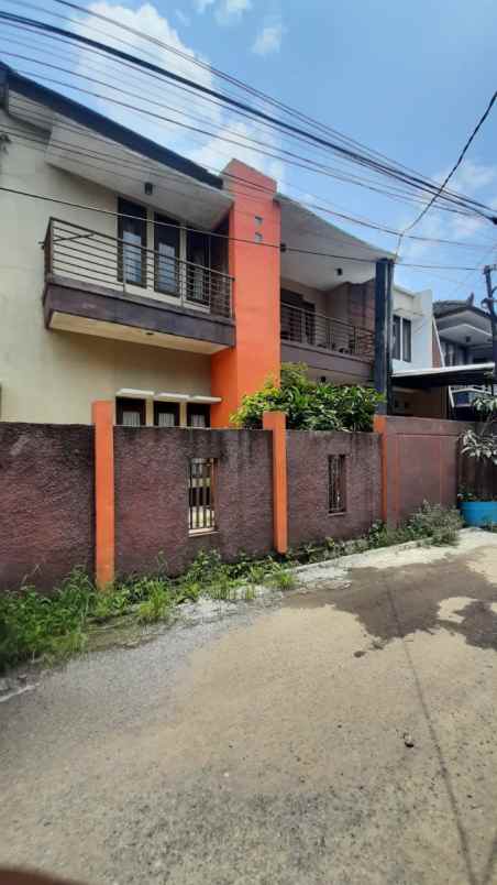 dijual rumah cisaranten kulon arcamanik
