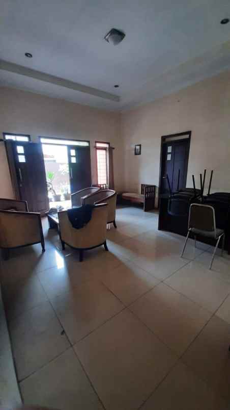 dijual rumah cisaranten kulon arcamanik