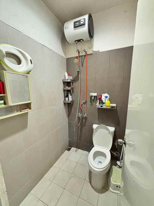 dijual rumah citra garden bmw