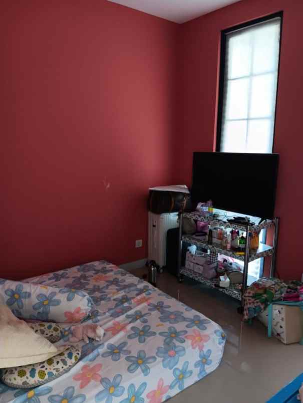 dijual rumah citra grand