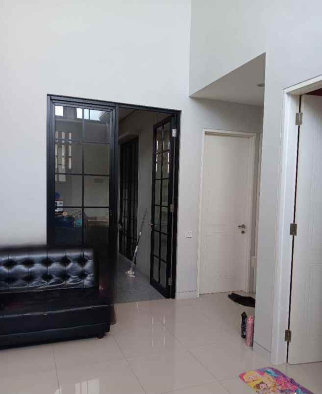 dijual rumah citra grand