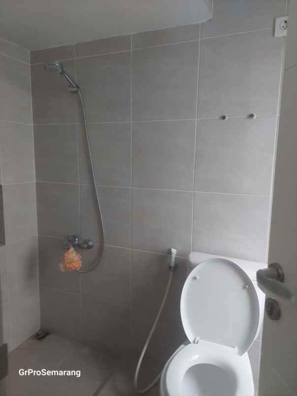 dijual rumah citra grand