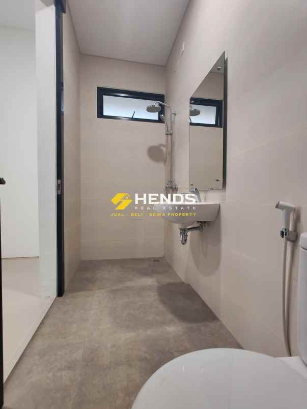 dijual rumah citraland megah batam center