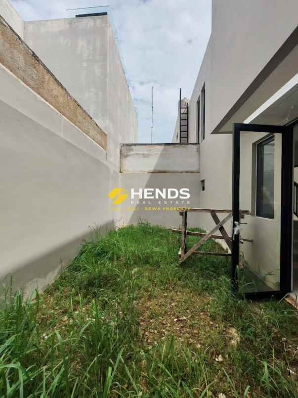 dijual rumah citraland megah batam center