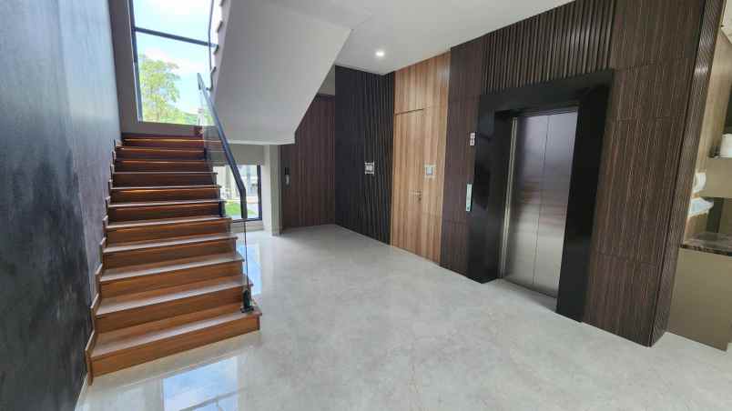 dijual rumah citraland woodland