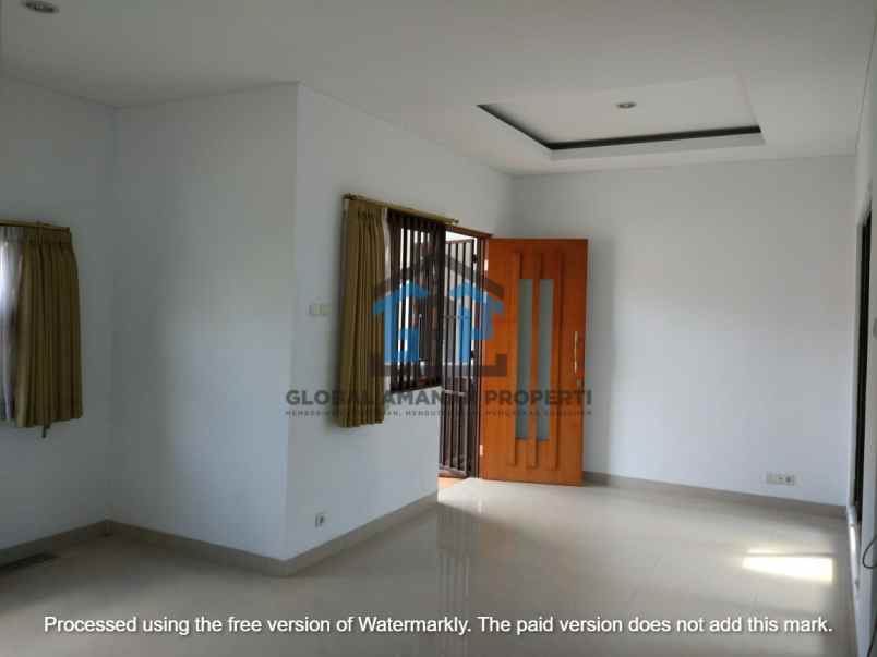 dijual rumah ciwaruga