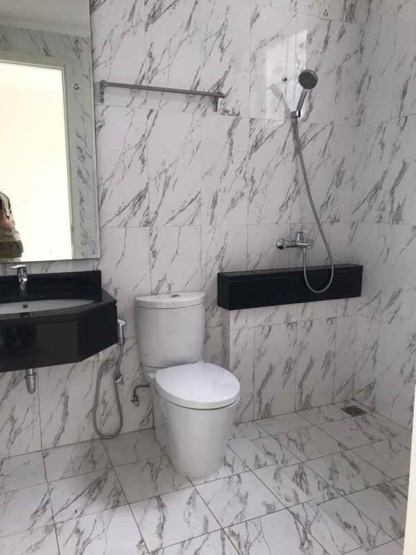 dijual rumah cluster anapuri podomoro