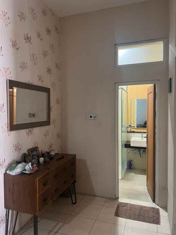 dijual rumah cluster antapani regency