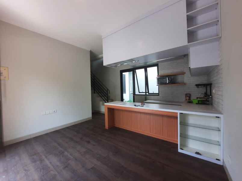dijual rumah cluster burgundy
