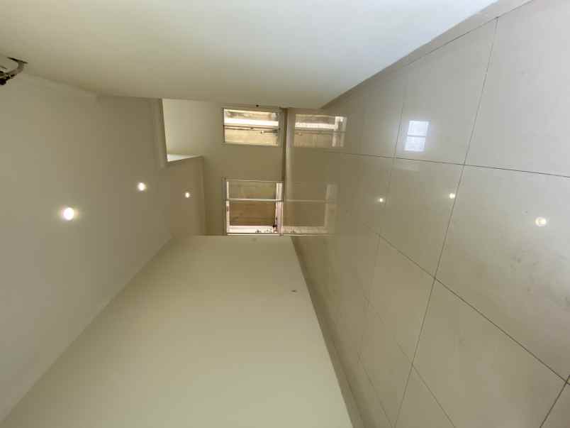 dijual rumah cluster grisea the springs