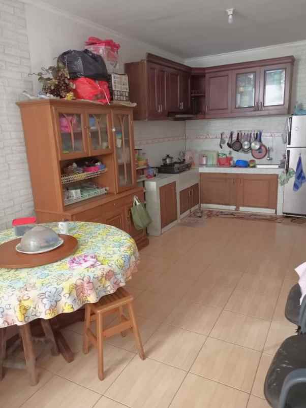 dijual rumah cluster kemang pratama 3