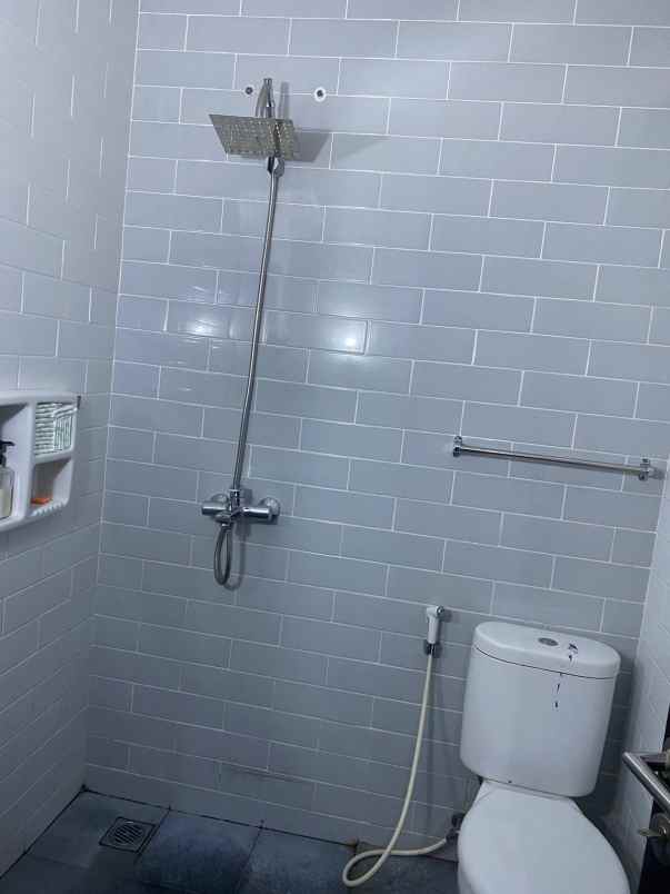 dijual rumah cluster lavesh phase 2