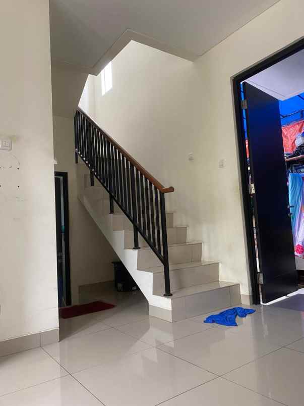 dijual rumah cluster lavesh phase 2