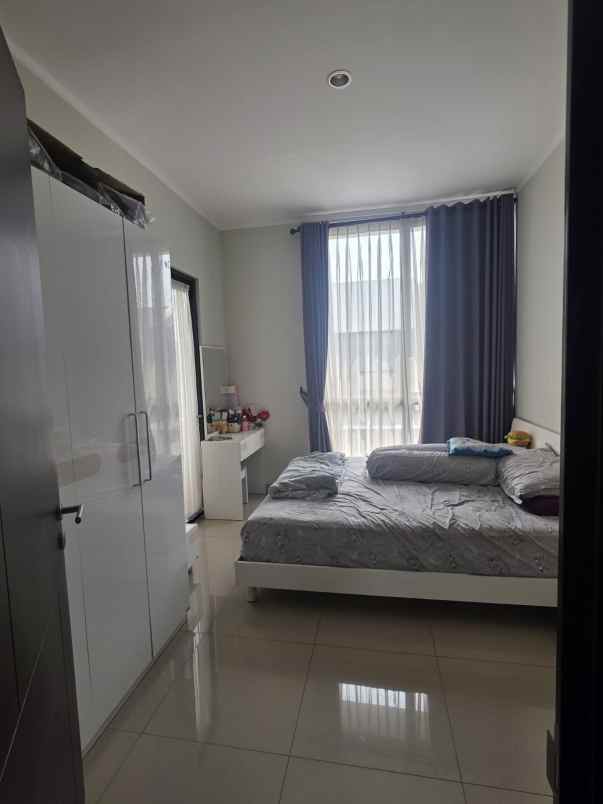 dijual rumah cluster magenta summarecon