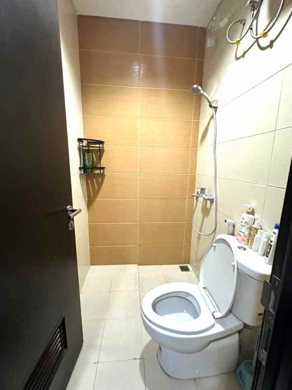 dijual rumah cluster mahakam jgc