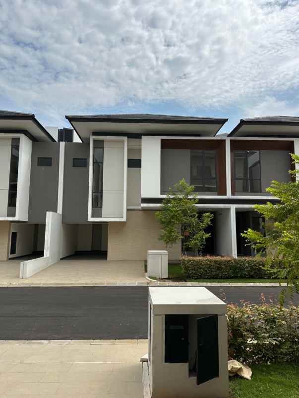dijual rumah cluster maninjau asya jgc