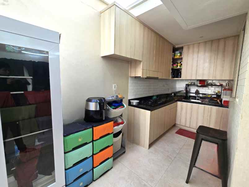 dijual rumah cluster matana asya