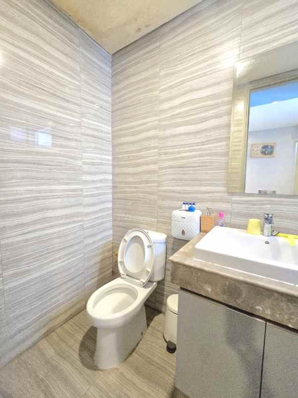 dijual rumah cluster matana asya