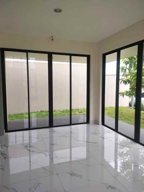 dijual rumah cluster matana jgc jakarta